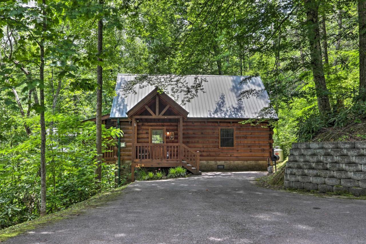 Gatlinburg Mountainside Escape With Deck And Hot Tub! Villa Bagian luar foto